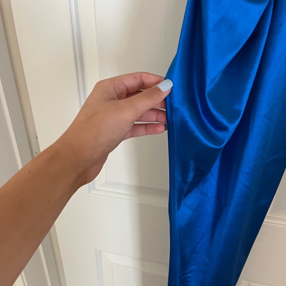 Windsor Blue Halter Maxi Dress - Picture 4 of 6